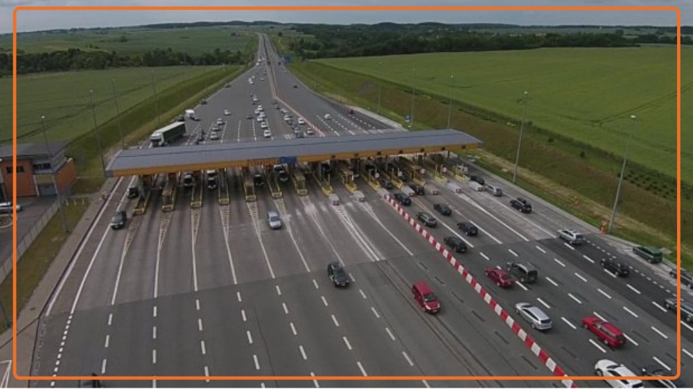 Płatne autostrady w Polsce –  przejazd pojazdem służbowym.